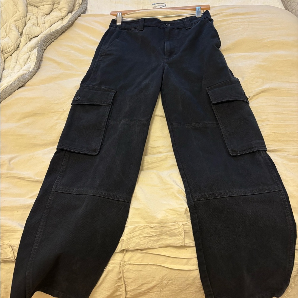 Aritzia TNA Black Cargo Pants